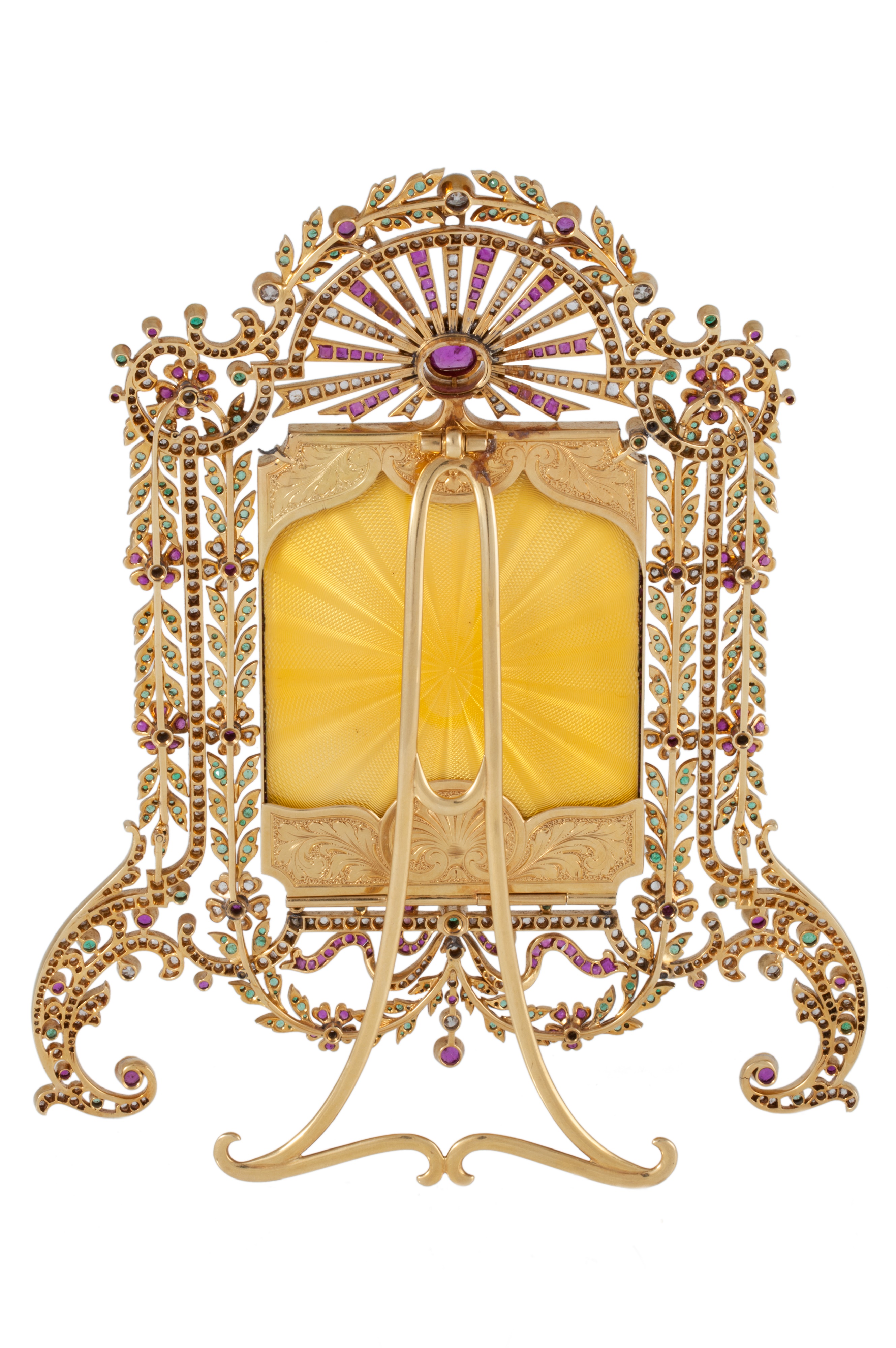 AN IMPORTANT ANTIQUE DIAMOND, RUBY AND EMERALD PICTURE FRAME - Back